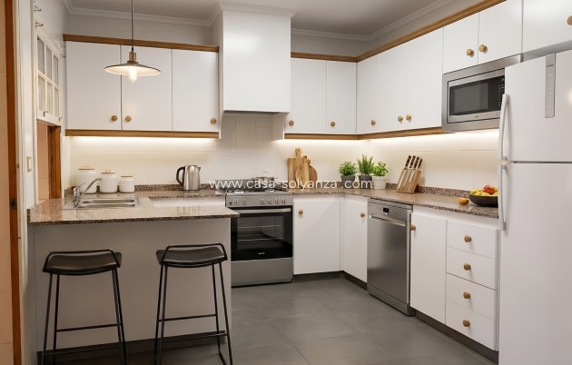 Herverkoop - Adosado - Santa Pola