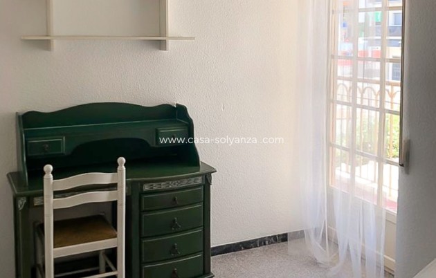 Herverkoop - Adosado - Santa Pola