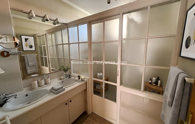 Herverkoop - Adosado - Santa Pola