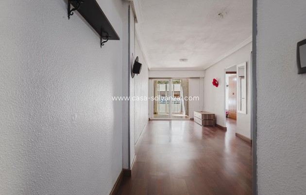 Herverkoop - Appartement / flat - Torrevieja - Playa del Acequión