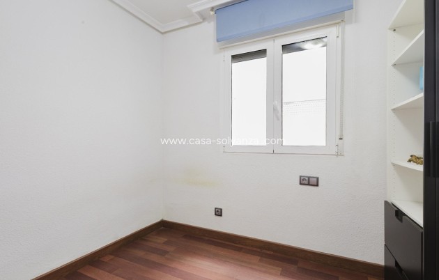 Herverkoop - Appartement / flat - Torrevieja - Playa del Acequión