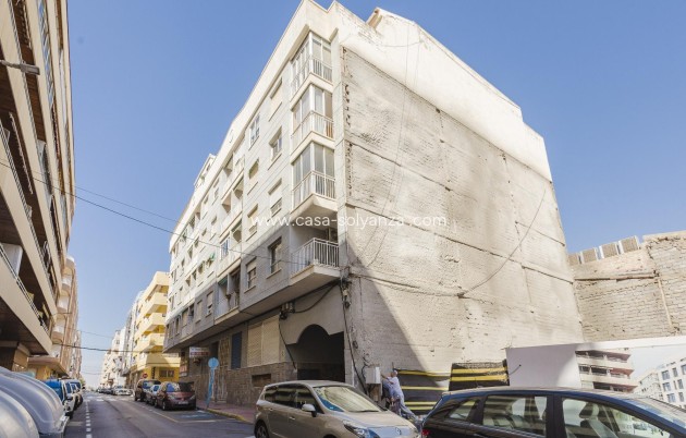 Herverkoop - Appartement / flat - Torrevieja - Playa del Acequión