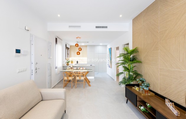 Neue Gebäude - Stadthaus - Orihuela Costa