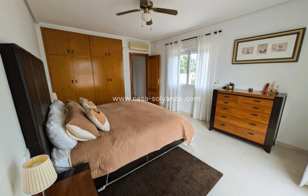 Herverkoop - Villa - Campos del Río