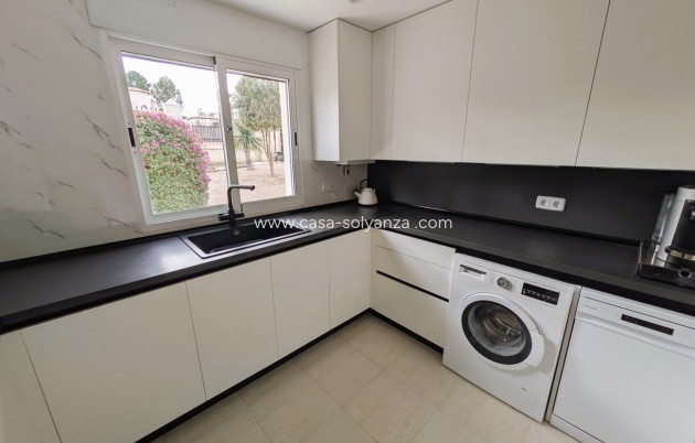 Herverkoop - Villa - Campos del Río