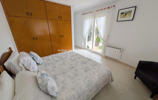 Herverkoop - Villa - Campos del Río