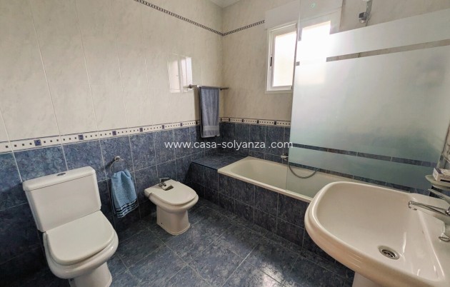 Herverkoop - Villa - Campos del Río