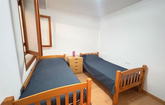 Reventa - Apartamento / piso - Torrevieja - Costa Blanca