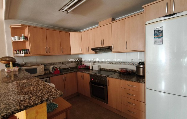 Reventa - Apartamento / piso - Torrevieja - Estacion Autobuses