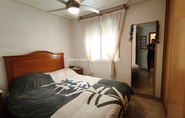 Reventa - Apartamento / piso - Torrevieja - Estacion Autobuses