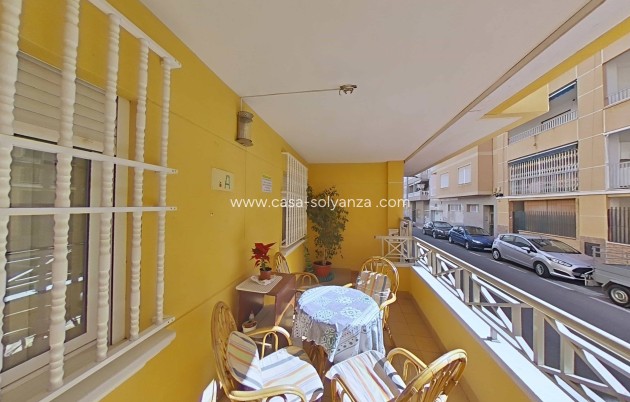 Reventa - Apartamento / piso - Torrevieja - Estacion Autobuses