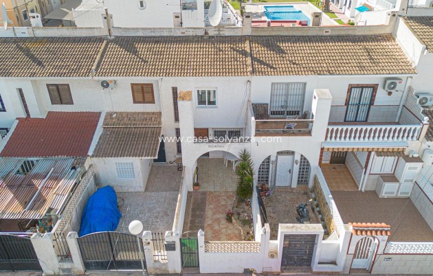 Reventa - Adosado - Torrevieja - Calas Blanca