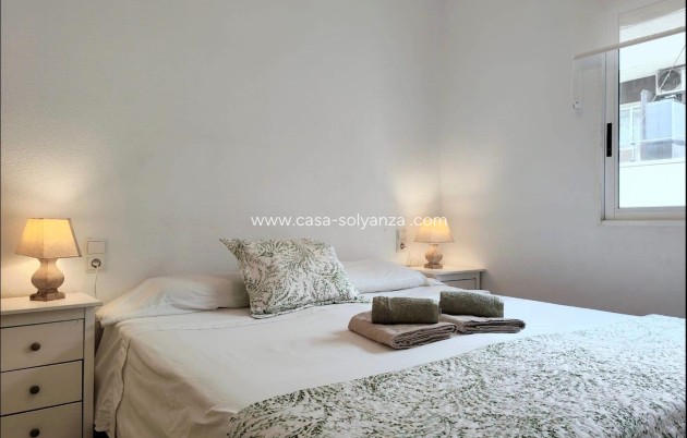 Reventa - Apartamento / piso - Torrevieja - Estacion Autobuses