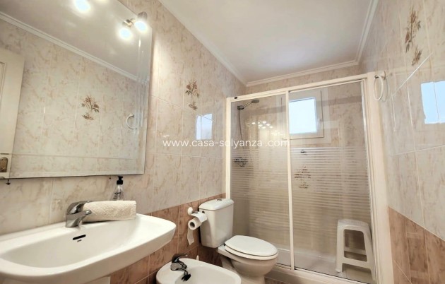 Reventa - Apartamento / piso - Torrevieja - Estacion Autobuses