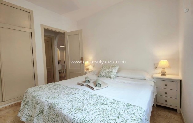 Reventa - Apartamento / piso - Torrevieja - Estacion Autobuses