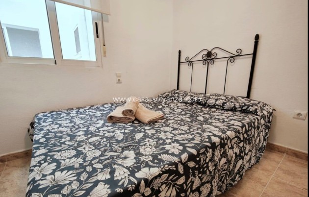 Reventa - Apartamento / piso - Torrevieja - Estacion Autobuses