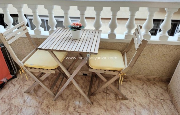 Reventa - Apartamento / piso - Torrevieja - Estacion Autobuses