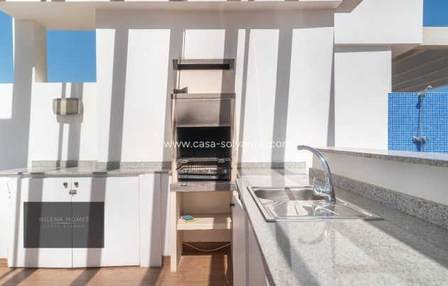 Resale - Apartment / flat - Torrevieja - Punta Prima