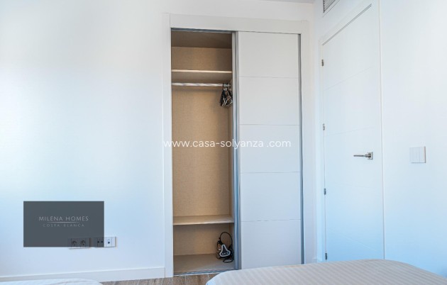 Resale - Apartment / flat - Torrevieja - Punta Prima