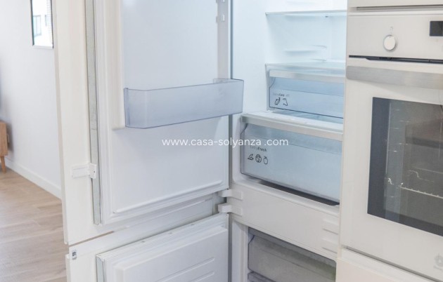 Resale - Apartment / flat - Torrevieja - Punta Prima