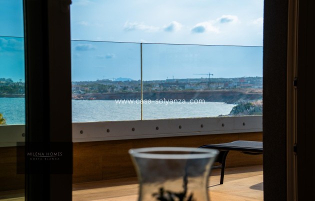Resale - Apartment / flat - Torrevieja - Punta Prima