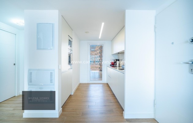 Resale - Apartment / flat - Torrevieja - Punta Prima