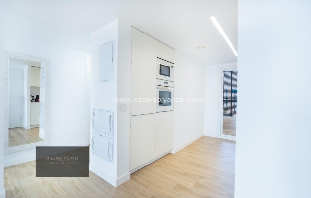 Resale - Apartment / flat - Torrevieja - Punta Prima