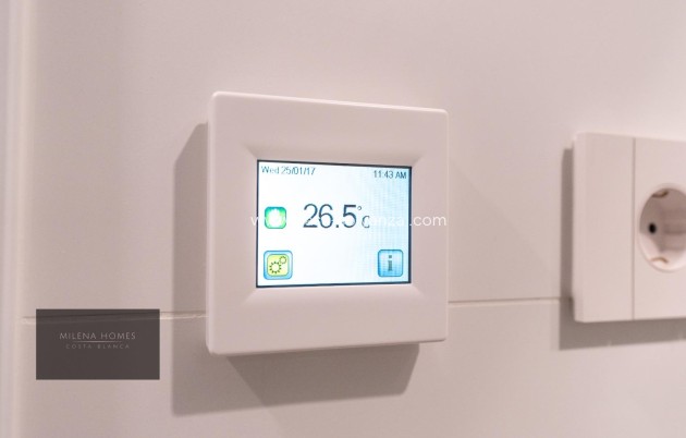 Resale - Apartment / flat - Torrevieja - Punta Prima