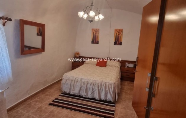 Resale - Country Property/Finca - Hondón de las Nieves - Inland