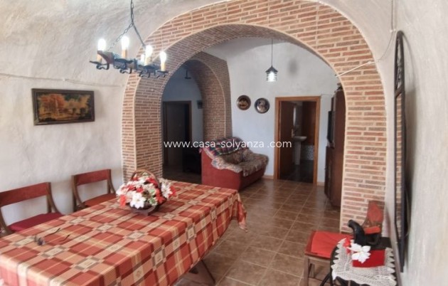 Resale - Country Property/Finca - Hondón de las Nieves - Inland