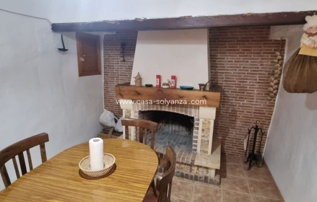 Resale - Country Property/Finca - Hondón de las Nieves - Inland
