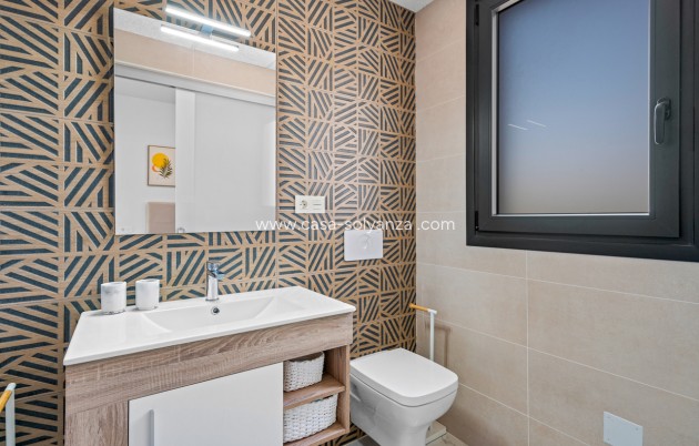 Reventa - Apartamento / piso - Villamartin - Costa Blanca