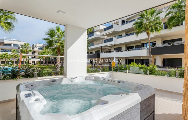 Reventa - Apartamento / piso - Villamartin - Costa Blanca