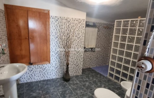 Resale - Country Property/Finca - Hondón de las Nieves - Inland