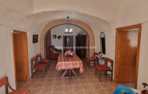 Resale - Country Property/Finca - Hondón de las Nieves - Inland