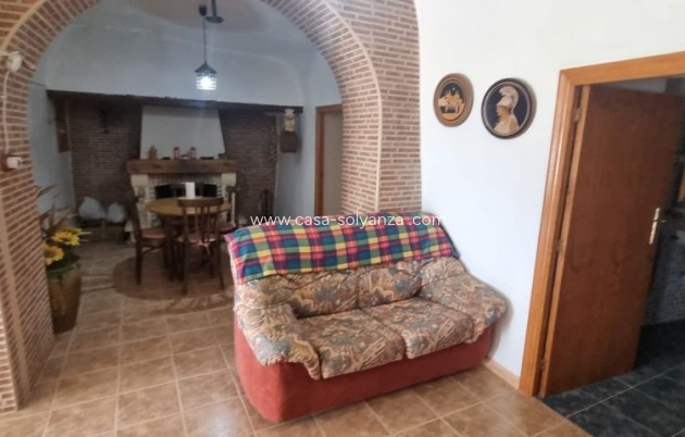 Resale - Country Property/Finca - Hondón de las Nieves - Inland