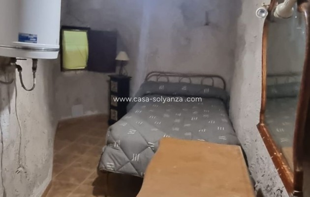 Resale - Country Property/Finca - Hondón de las Nieves - Inland