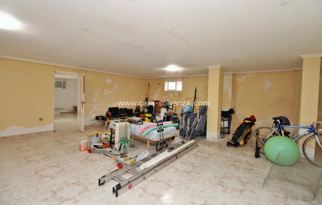 Herverkoop - Villa - Playa Flamenca