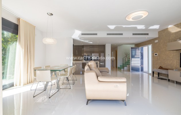 Revente - Villa - Orihuela Costa - Campoamor