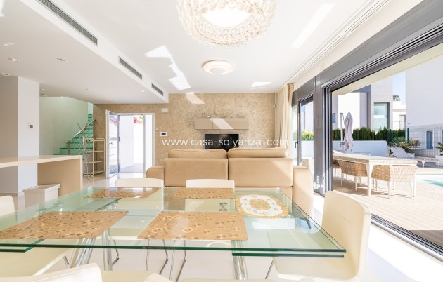 Revente - Villa - Orihuela Costa - Campoamor