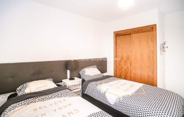 Reventa - Apartamento / piso - Torrevieja - Punta Prima