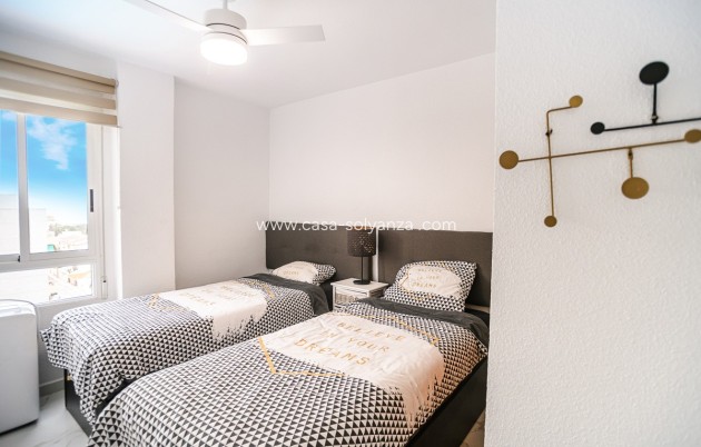 Reventa - Apartamento / piso - Torrevieja - Punta Prima