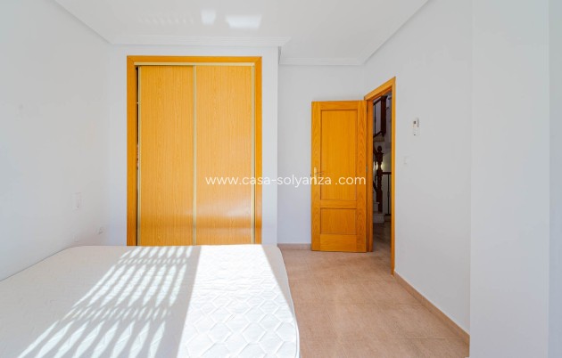 Herverkoop - Adosado - Punta Prima