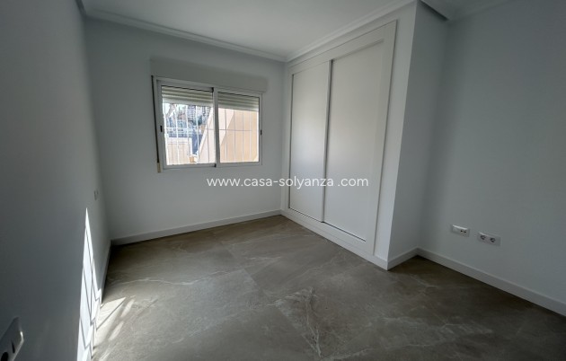 Resale - Apartment / flat - Pilar de la Horadada - Costa Blanca