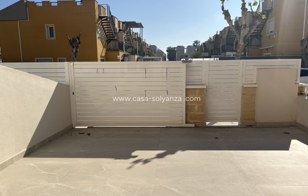 Resale - Apartment / flat - Pilar de la Horadada - Costa Blanca