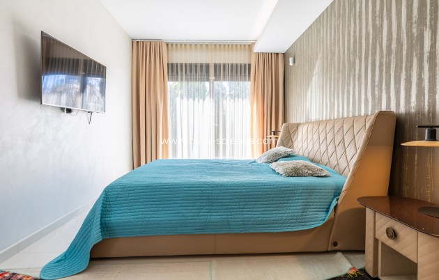 Revente - Villa - Orihuela Costa - Campoamor