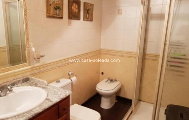 Revente - Villa - Torrevieja - Aguas nuevas