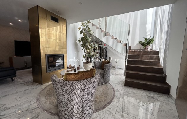 Resale - Villa - Los Balcones - Costa Blanca