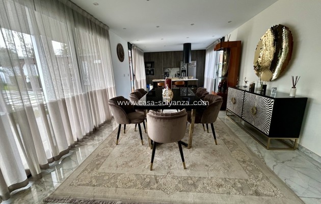 Resale - Villa - Los Balcones - Costa Blanca