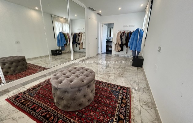 Resale - Villa - Los Balcones - Costa Blanca